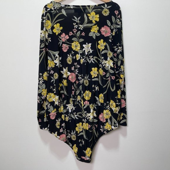 Love & Legend Black Floral Deep V-Neck Bodysuit sz 3X - Picture 8 of 10